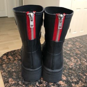 steve madden thunder rain boots